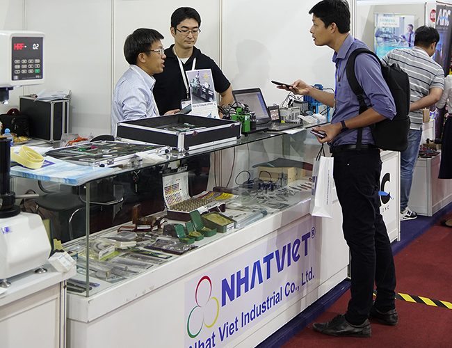 trien-lam-nhat-viet